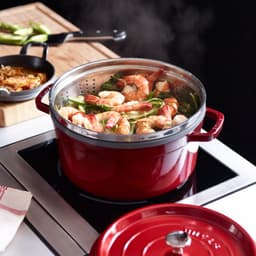 STAUB | LA COCOTTE - Cocotte mit Dämpfeinsatz - Ø 260mm - Gusseisen - Grenadine-Rot