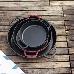 STAUB | PANS - Bratpfanne - Ø 260mm - Gusseisen - Kirsch-Rot