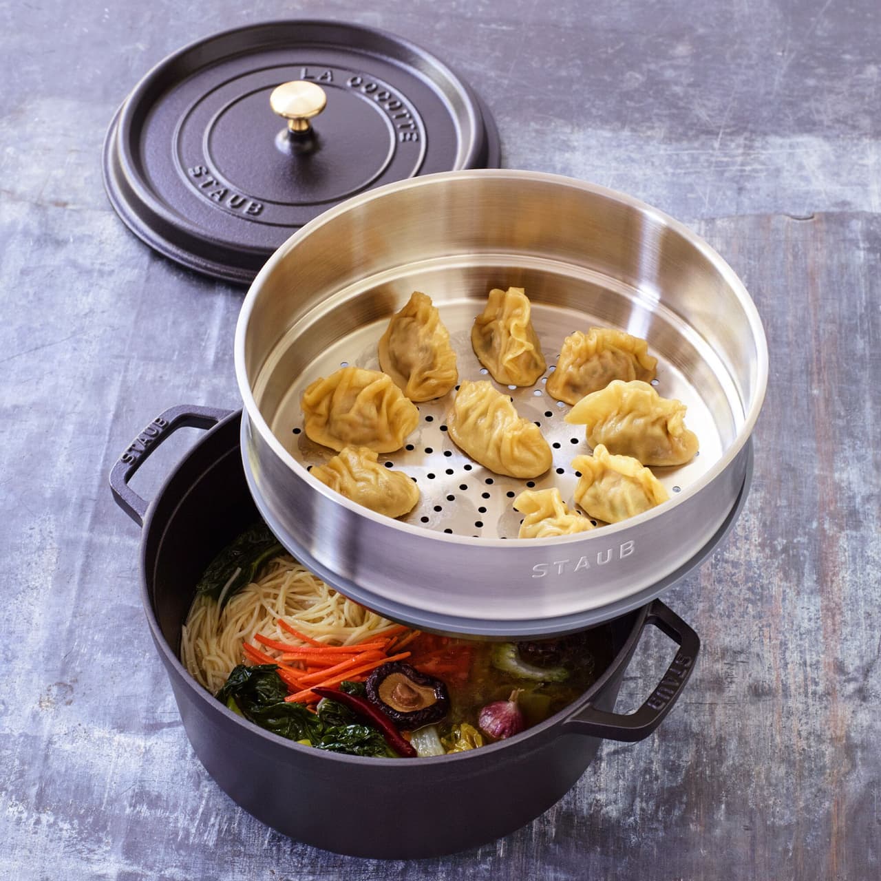 STAUB | LA COCOTTE - Cocotte mit Dämpfeinsatz - Ø 240mm - Gusseisen - Schwarz