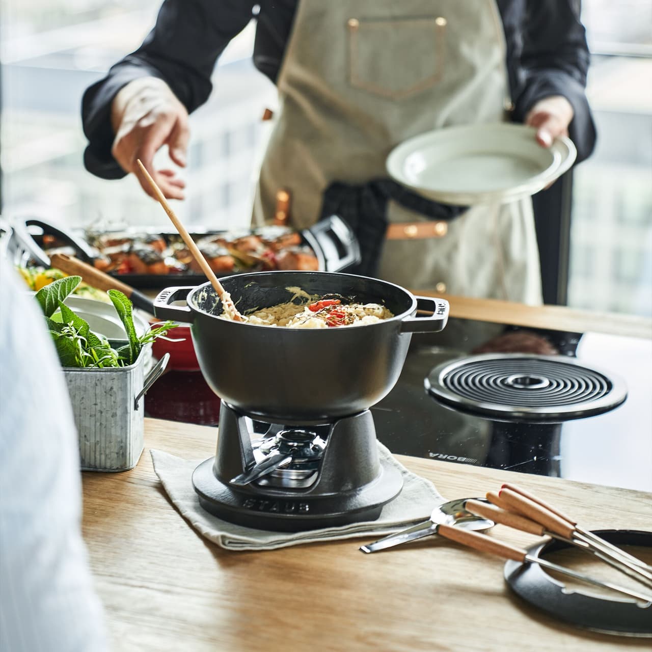 STAUB | SPECIALITIES - Fondue Set - Ø 200mm - Gusseisesn -Schwarz