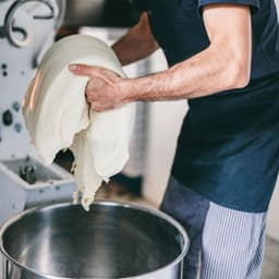 Teigknetmaschine - 22 Liter / 18 kg - 1 Geschwindigkeit - Kessel abnehmbar und Rührwerk aufklappbar - Timerfunktion